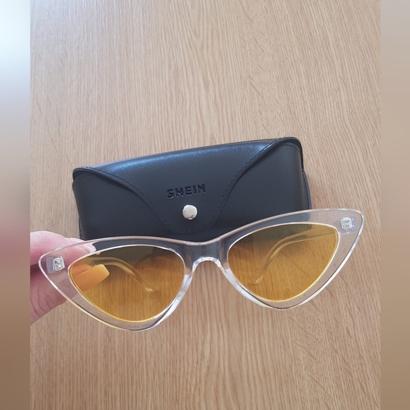 SHEIN Sunglasses - Picture 3 of 3